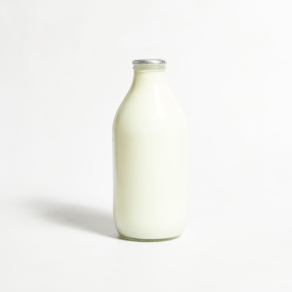 Milk & More Whole Milk in Glass, 568ml, 1pt