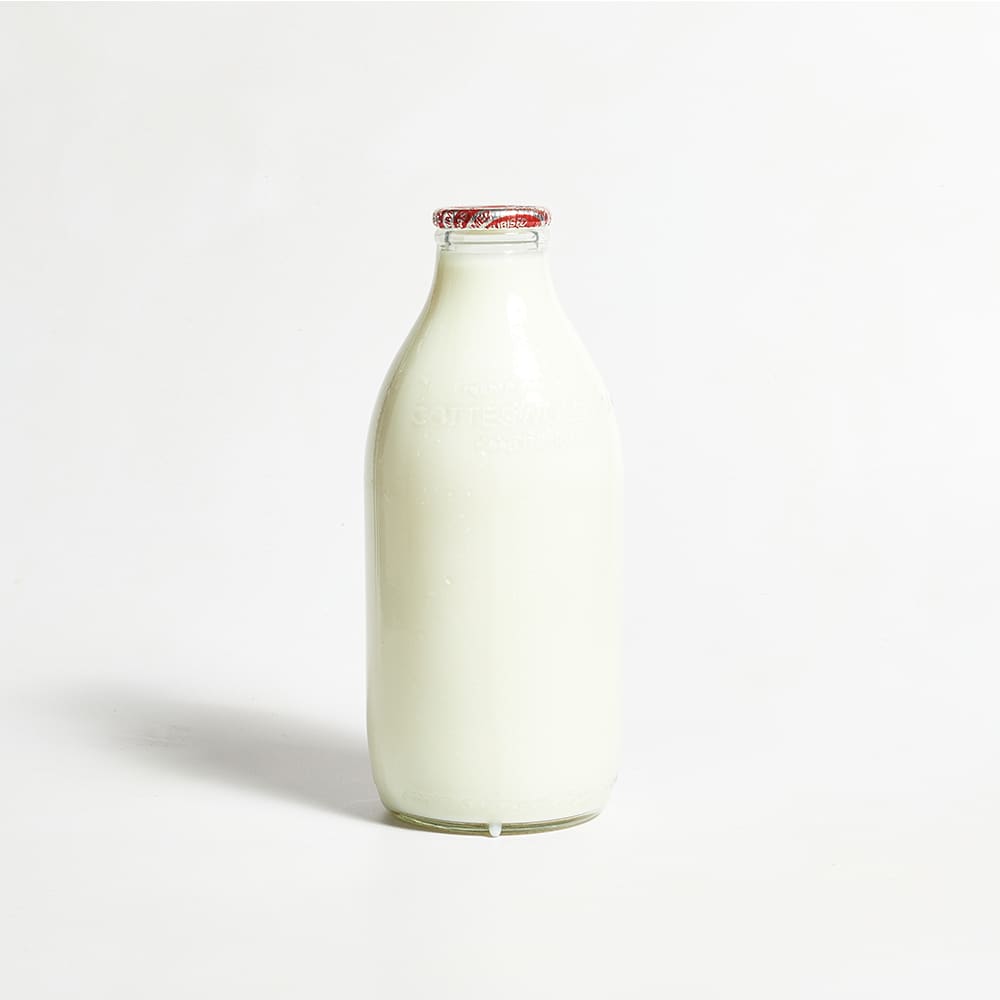 Milk & More Semi Skimmed Milk in Glass, 568ml, 1pt