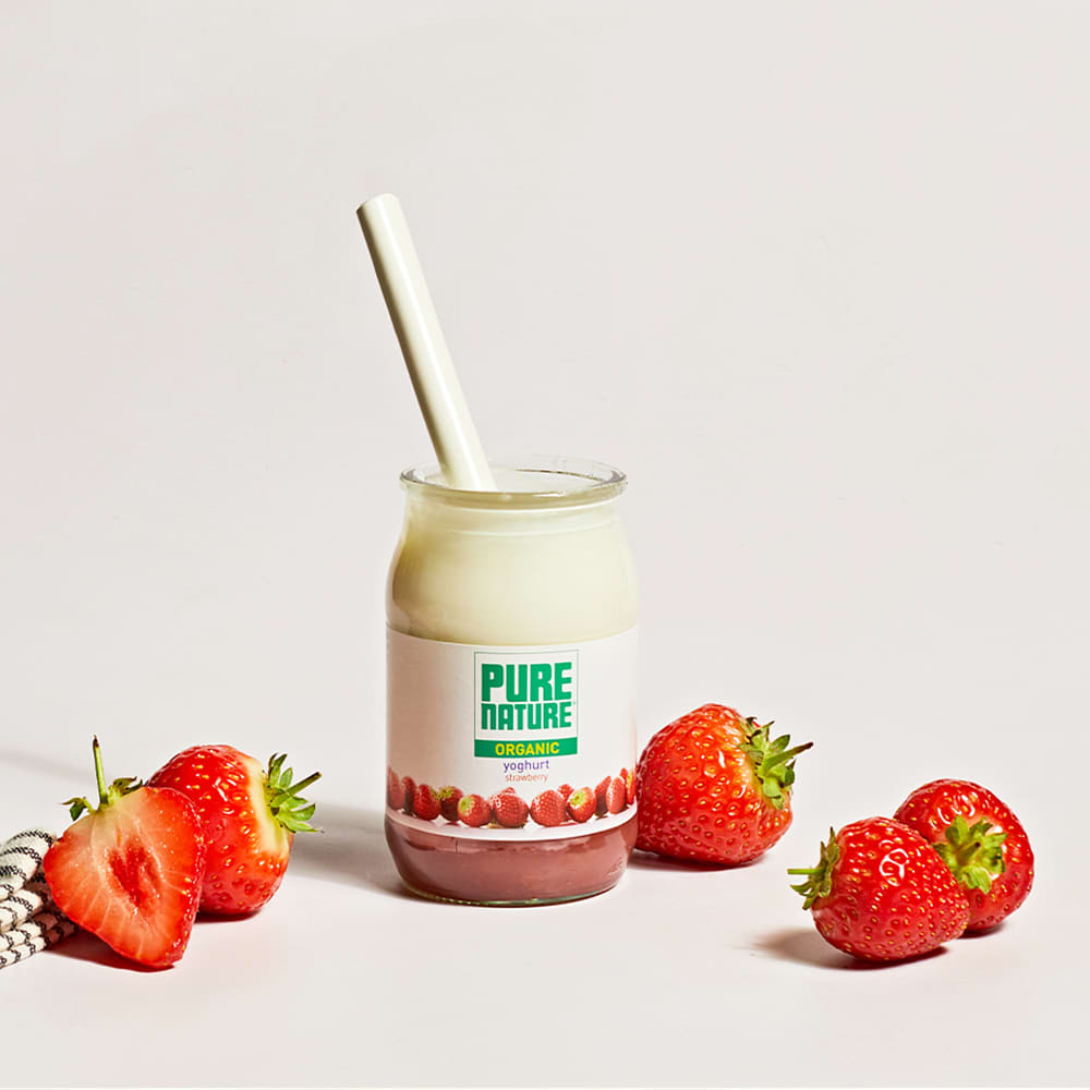 Pure Nature Organic Strawberry Yoghurt in Glass, 150g