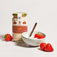 Brown Cow Organics Strawberry Kefir Fermented Yoghurt in Glass, 450g