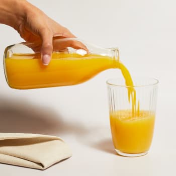 Milk & More Orange Juice in Glass, 568ml, 1pt