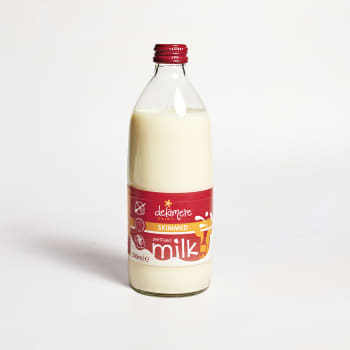 Delamere Sterilised Skimmed Milk in Glass, 500ml