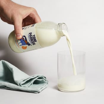Tom Parker Vitamin Enriched Whole Milk in Glass, 500ml