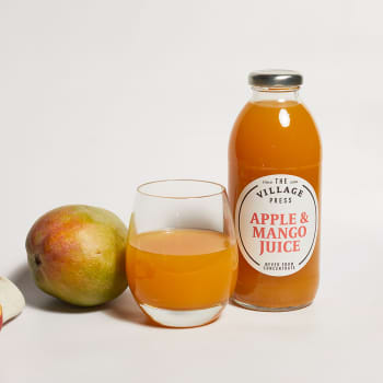 The Village Press Apple & Mango Juice in Glass, 500ml