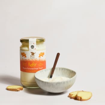 Brown Cow Organics Ginger Kefir Fermented Yoghurt in Glass, 450g