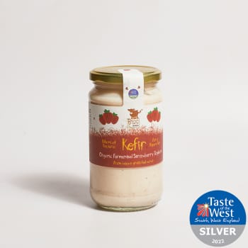 Brown Cow Organics Strawberry Kefir Fermented Yoghurt in Glass, 450g