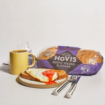 Hovis 1886 Rustic Seeded Bloomer, 550g