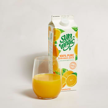 Sunmagic 100% Pure Orange Juice, Smooth, 1L