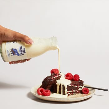 Tom Parker Double Cream in Glass, 250ml