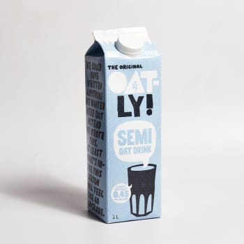 Oatly Oat Drink, Chilled Semi Skimmed, 1L