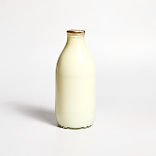 Channel Island Gold Foil Milk in Glass, 568ml, 1pt