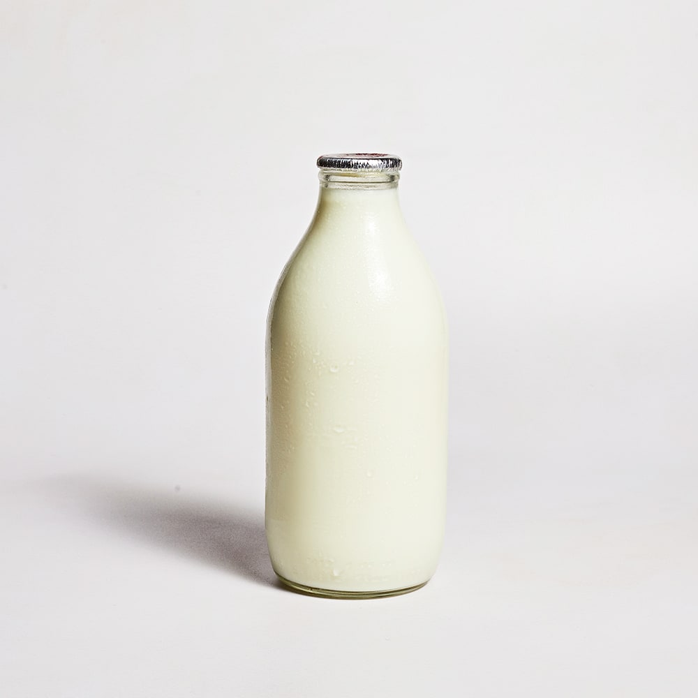 Milk & More 1% Fat Milk in Glass, 568ml, 1pt
