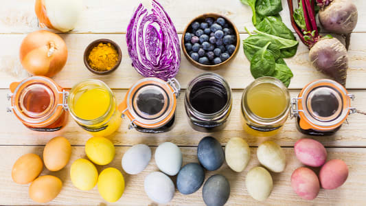 How to Make Your Own Plant-Based Dye and Ink 