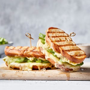 Mature Cheddar and Avocado Grilled Sandwich 