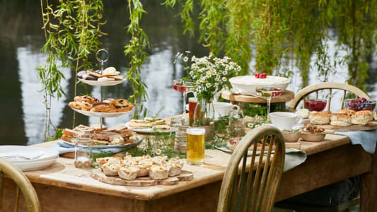 The Jubilee: Our Five Top Tips for Throwing a Great British Street Party