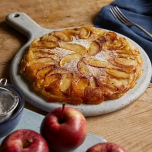 Apfelpfannkuchen (Fluffy German Apple Pancakes) Recipe 