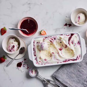 Frozen Yoghurt with Strawberry Compote Recipe 