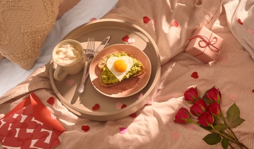 Valentine’s Breakfast in Bed Ideas
