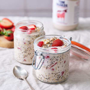 Strawberry Milk Overnight Oats