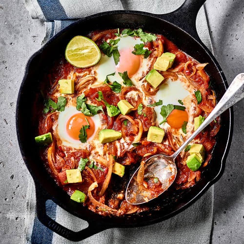 Spicy Mexican Baked Eggs with Avocado 